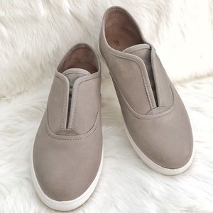 🆕 Frye ‘Mindy’ Slip-On